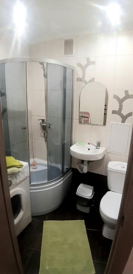 Apartment On Artyleriiska 2 With River View Mykolaiv Exterior foto